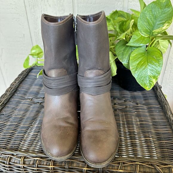 Chaps Ralph Lauren Gari Boots Womens Size 8.5 B Dark Brown Classic‎ Bootie - Picture 1 of 10